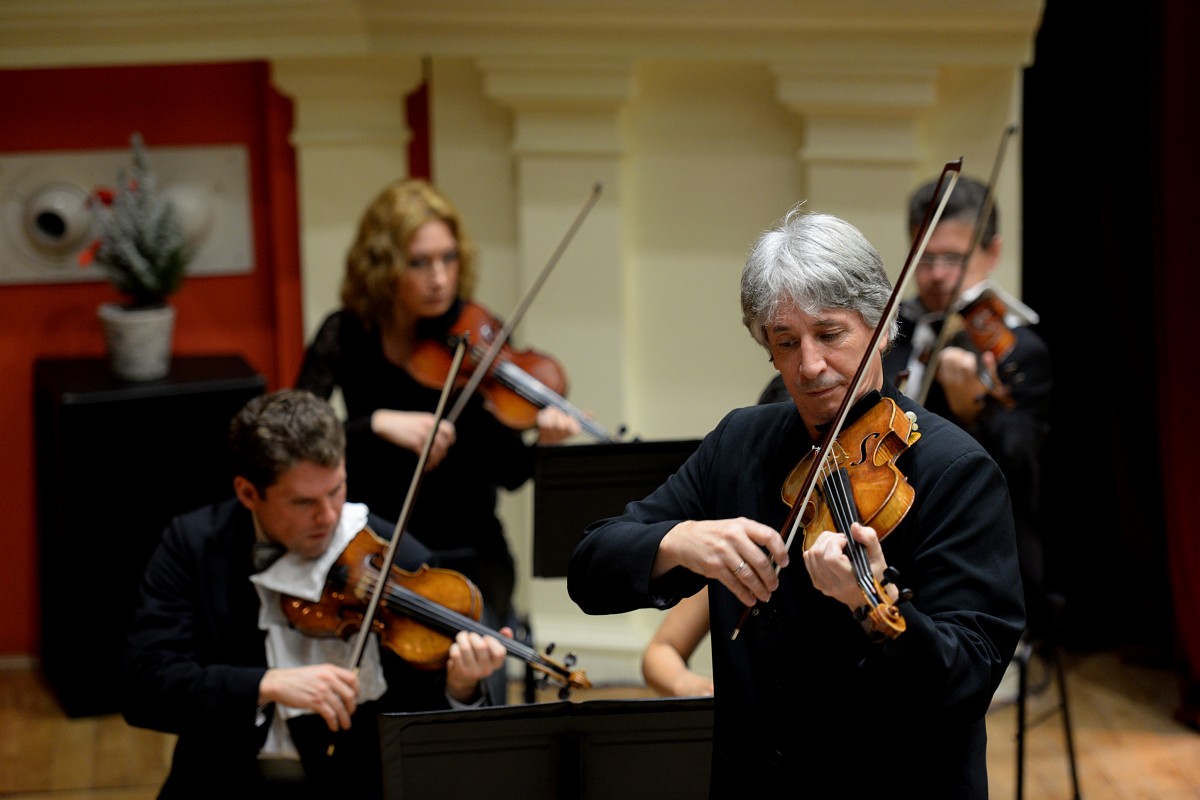 Concertul de Crăciun Johann Strauss Ensemble, sold-out. Evenimentul va fi transmis în Piața Mare