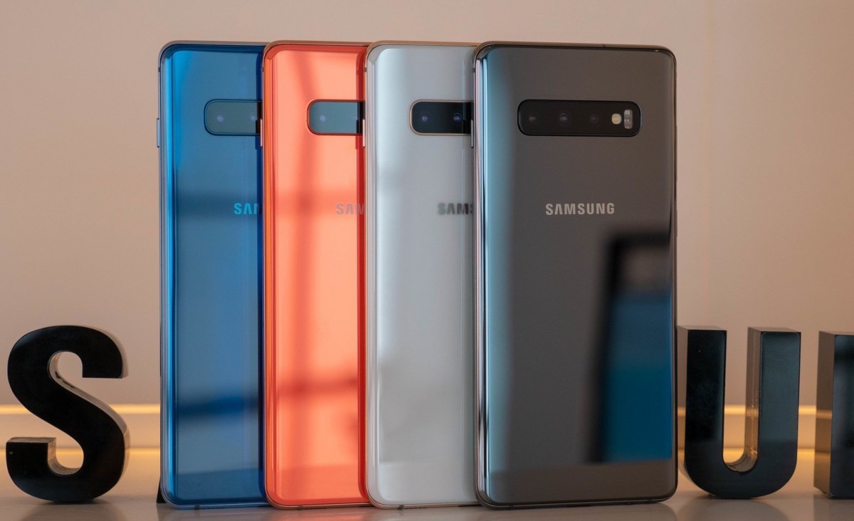 Misiunea de a alege un nou Samsung Galaxy S a devenit mult mai grea