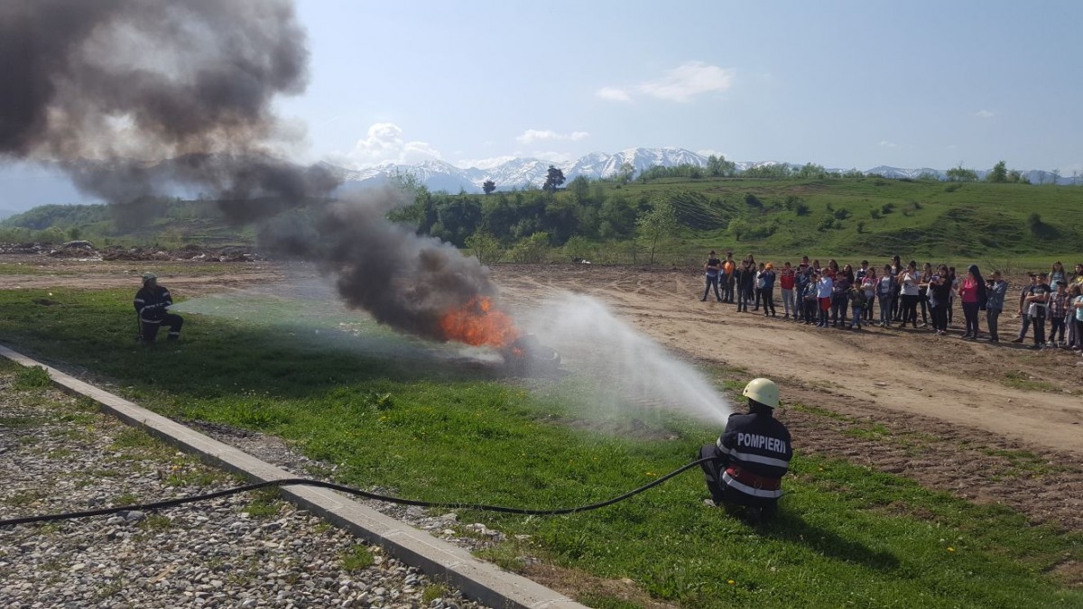 O altă săptămână “altfel” la ISU, alături de copii