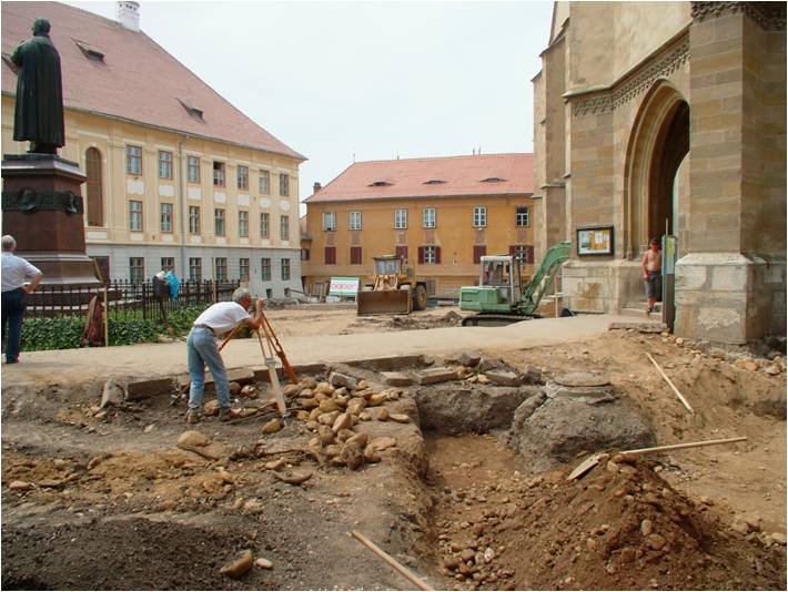 Secretele de sub Piața Huet