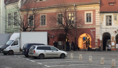 Un celebru lanț de magazine ”filmează” în centrul Sibiului