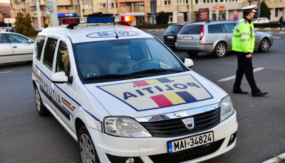 Daună totală. Mașina de Poliție care a lovit vițeii pe autostradă este tot în service