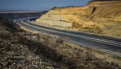 Ministrul Transporturilor arată că încă o autostradă construită de Impregilo e praf