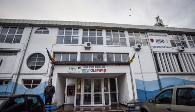 1980. La Bazinul „Olimpia” au loc două concursuri internaționale de înot