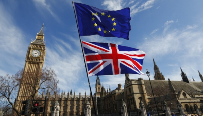 Demisia Theresei May riscă să conducă la producerea unui Brexit fără niciun acord