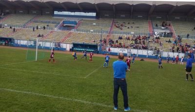 Bistriţa, Braşovul şi Clujul, câştigătoarele Cupei Interstar. Interstarul a terminat podium