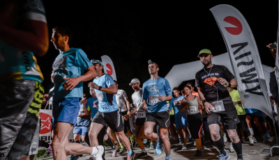 700 de alergători se aliniază în această seară la startul Night Cross Challenge