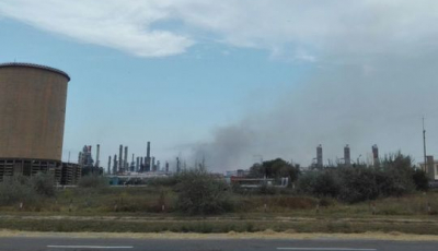 Explozie la Rafinăria Petromidia din Năvodari. Autorităţile au declanşat planul roşu de intervenţie