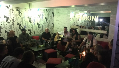 VIDEO Phoenix, Antract, Dan Helciug și Trooper, afterparty într-un local din Sibiu