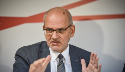 Premierul a cerut a doua oară demisia sibianului care conduce Compania de drumuri. “Nu comentez“