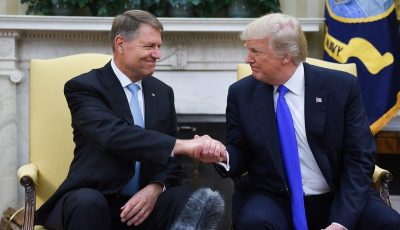 Președintele Iohannis se întâlnește astăzi, la Casa Albă, cu președintele SUA