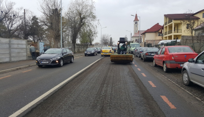 Calea Poplăcii, reparată în ultimele zile de garanție