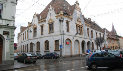 Băncile şi oficiile poştale vor fi închise în 24 ianuarie, dar au program normal luni