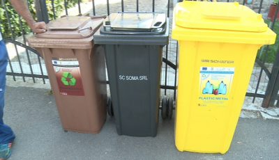 ANUNȚ: Continuă distribuția europubelelor pentru colectarea selectivă