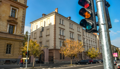 Primăria instalează semafoare la patru dintre cele mai aglomerate treceri de pietoni din oraș