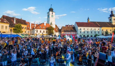 Peste 400 de chitariști din toată țara sunt așteptați începând de mâine la Sibiu Guitar Meeting 2018 (P)
