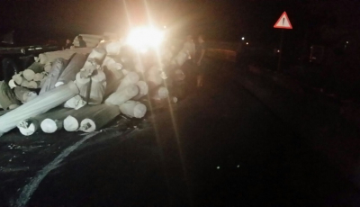 Accident cu trei tiruri pe Valea Oltului