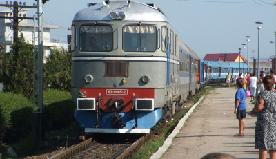 CFR introduce de astăzi Trenul Tineretului: Sibiu-Mangalia. Peste 13 ore, cu ocolire prin Slatina și bilet la 110 lei