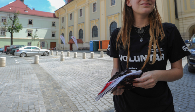 Sunt căutați cei mai buni voluntari ai Sibiului
