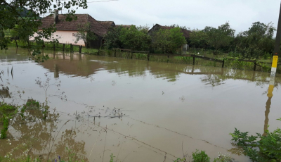Șapte localități din județul Sibiu afectate de inundații, după ploaia de duminică dimineață