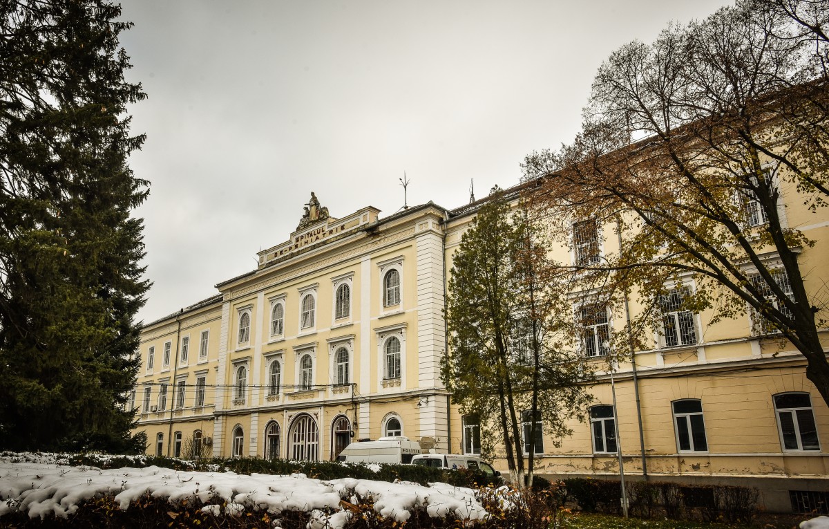 Managerul Spitalului de Psihiatrie din Sibiu, acuzat de conflict de interese