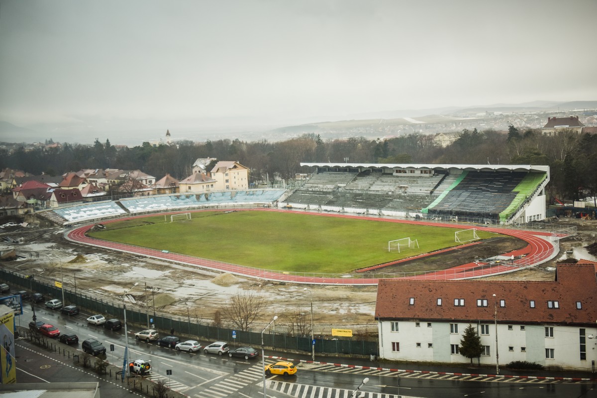 Primăria speră să curețe stadionul municipal începând cu ziua de 1 mai
