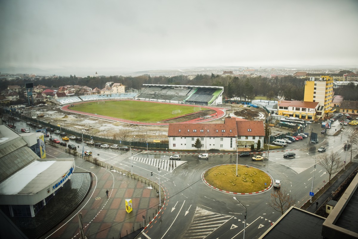 Reabilitarea stadionului municipal: Primăria reziliază contractul cu constructorul