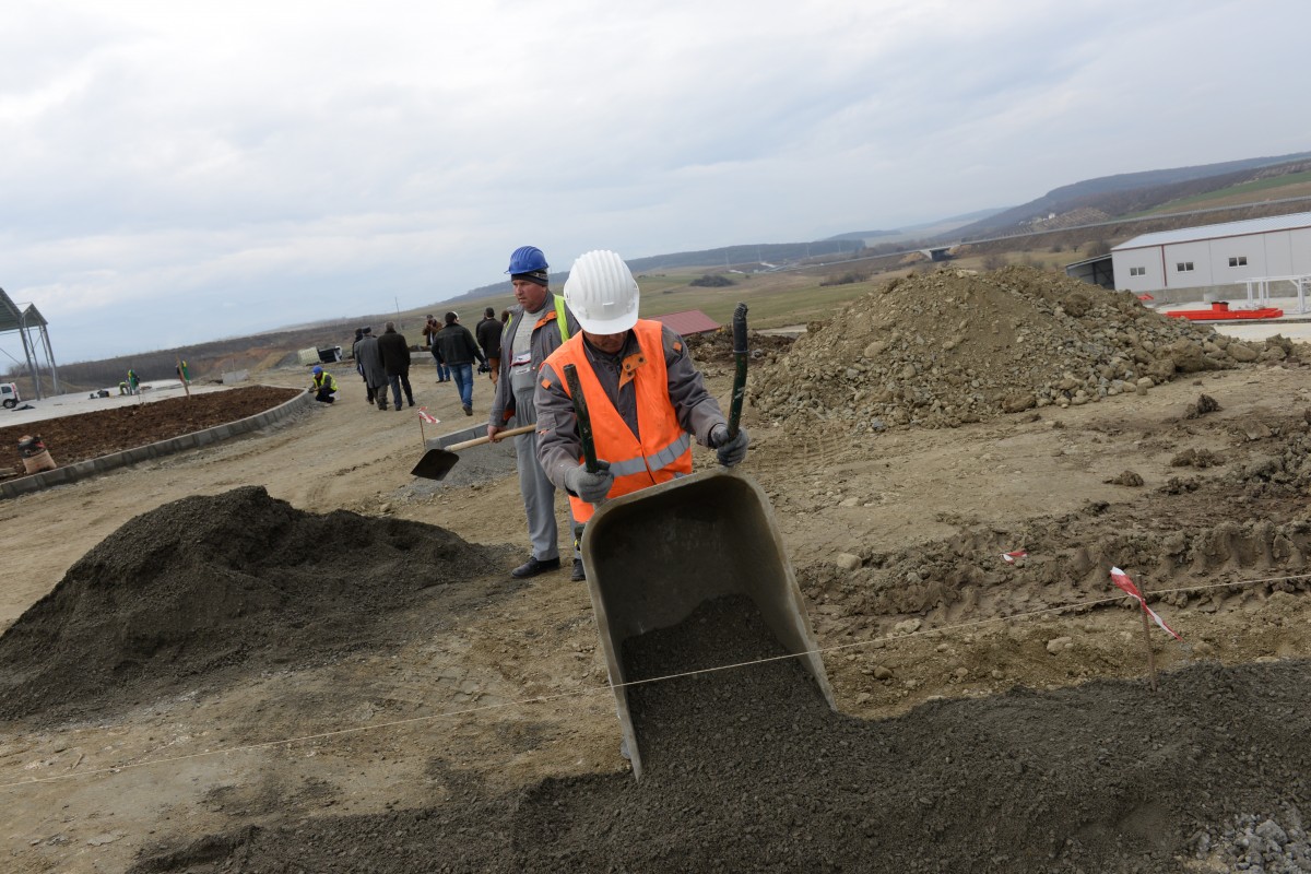 Cerere mare de muncitori în construcții la Sibiu. Mari companii fac angajări