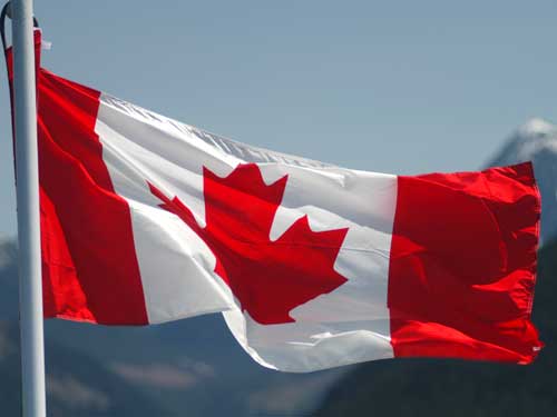 Negocieri Cioloş-Trudeau pentru eliminarea vizelor pentru Canada începând de anul viitor