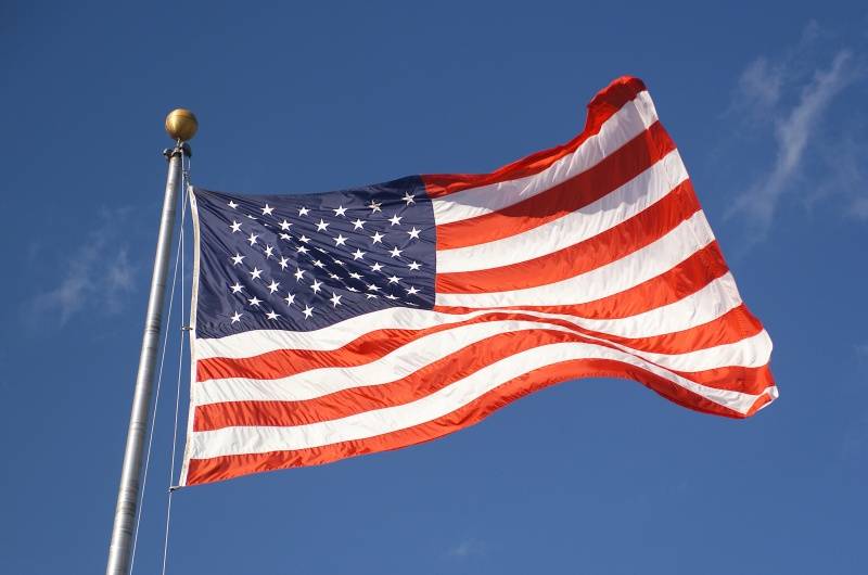 Parlamentul European cere impunerea de vize americanilor