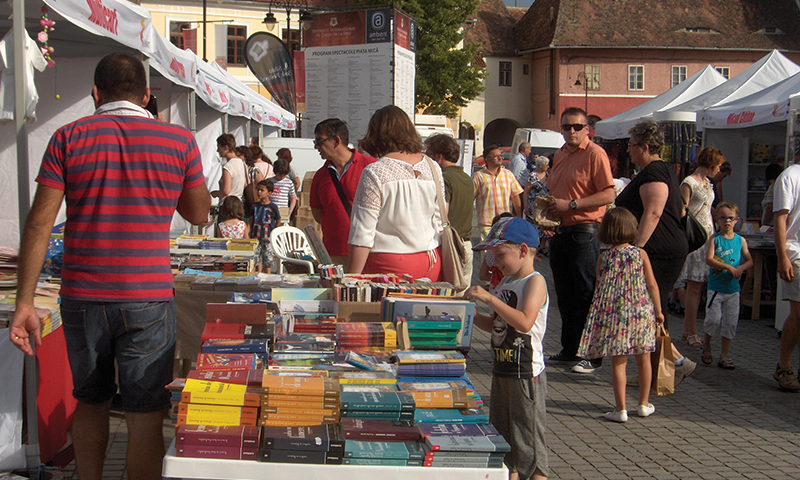 SibiuBookFest. „Într-un târg de carte ca acesta se găsește orice”