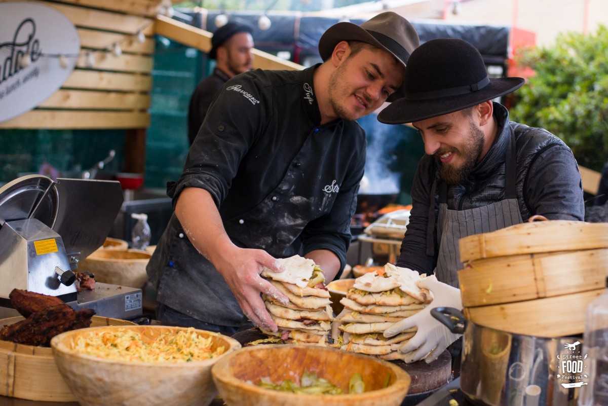 În două săptămâni Sibiu găzduiește Street FOOD Festival: Chef Foa gătește în Piața Huet