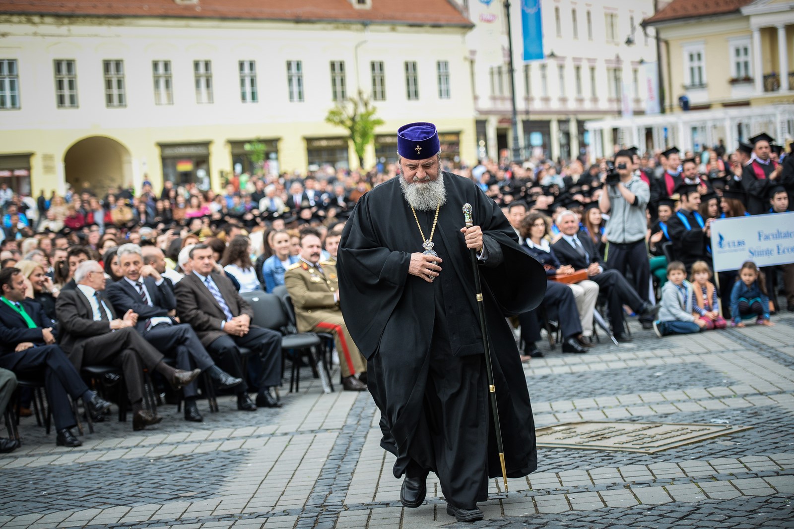 Mitropolitul Ardealului a împlinit 71 de ani. „Pe lângă atenționarea din buletin, există recunoștința”