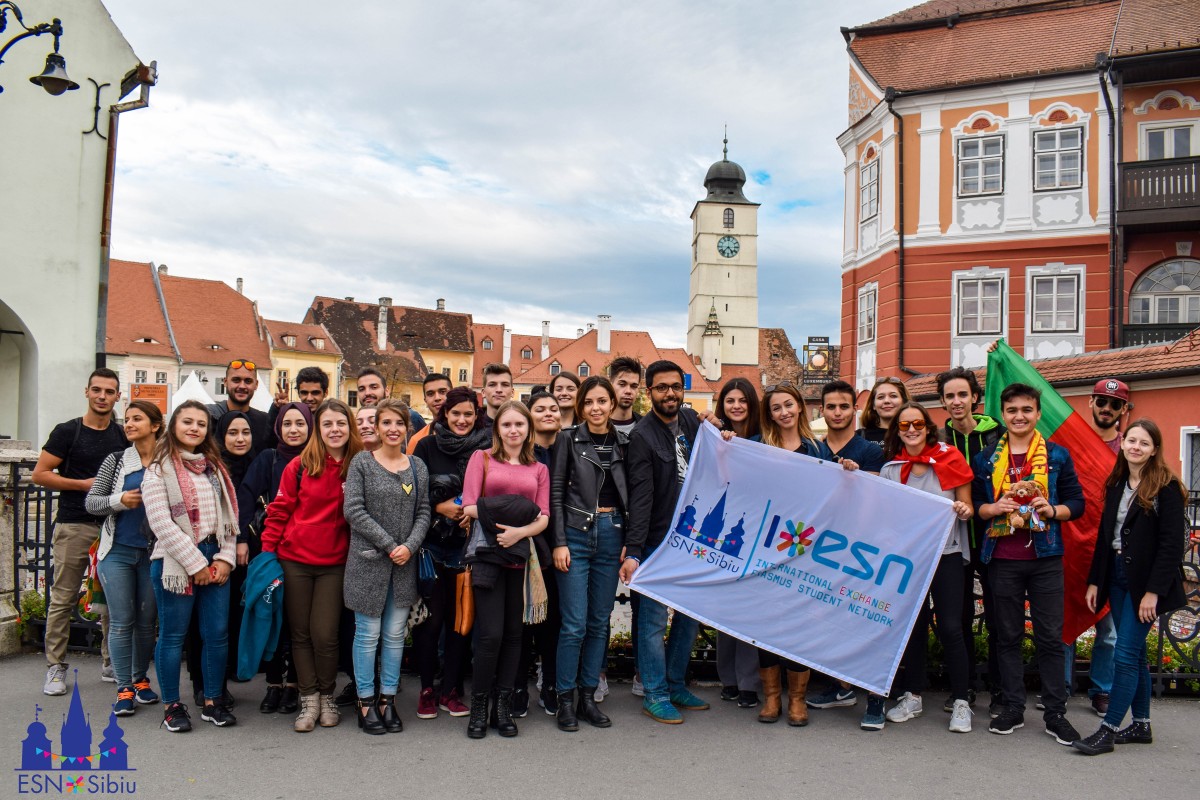 Primele zile ale studenților Erasmus la Sibiu. S-au plimbat și au socializat