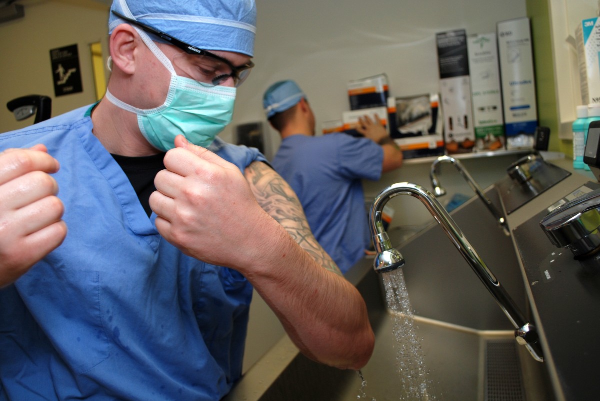 Stație de sterilizare a apei, pentru Spitalul de Pediatrie Luther