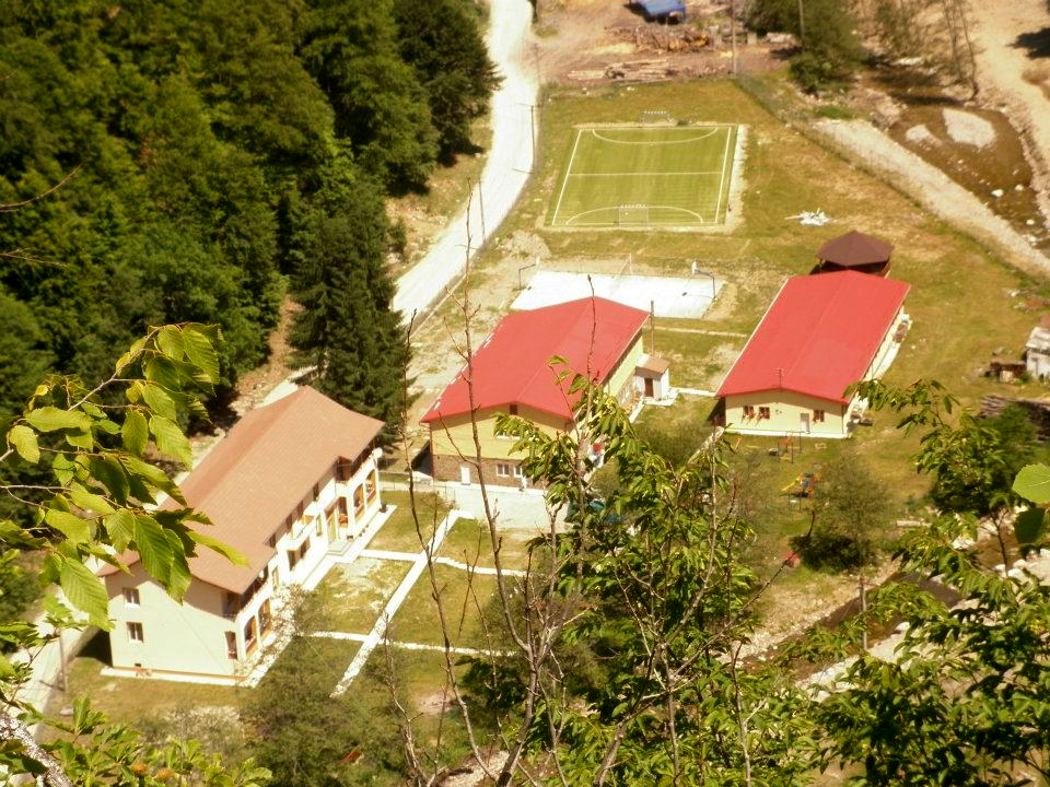 Unde poți să-ți duci copilul în vacanţa de vară, la Sibiu: tabere, drumeții, ateliere creative, cursuri de fizică și astronomie
