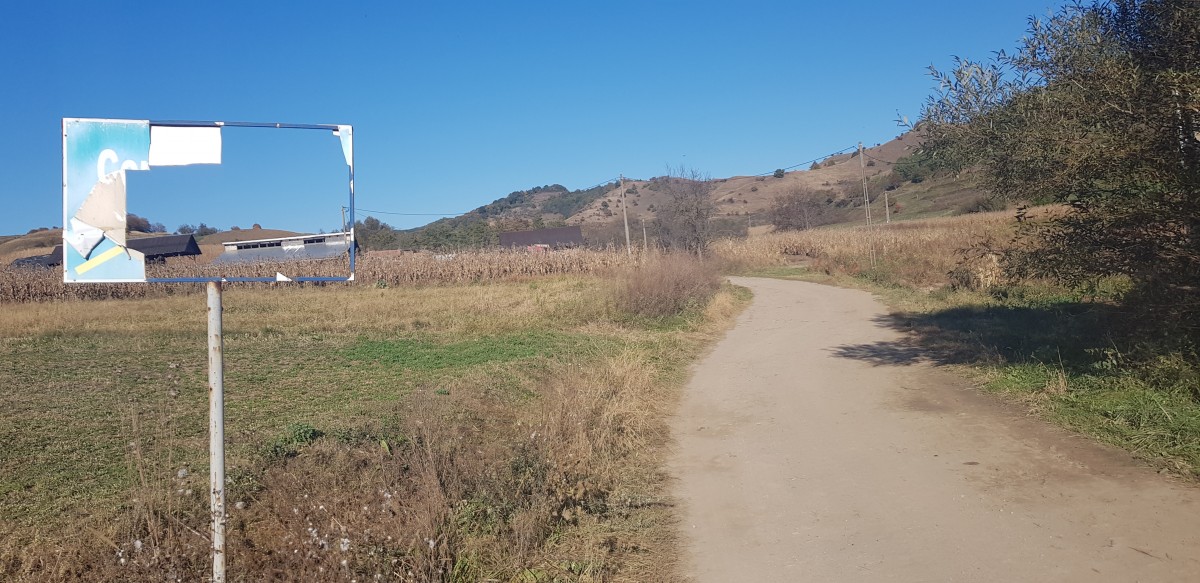 La capăt de județ, acolo unde se termină asfaltul. ”Referendum? Azi, nu!”