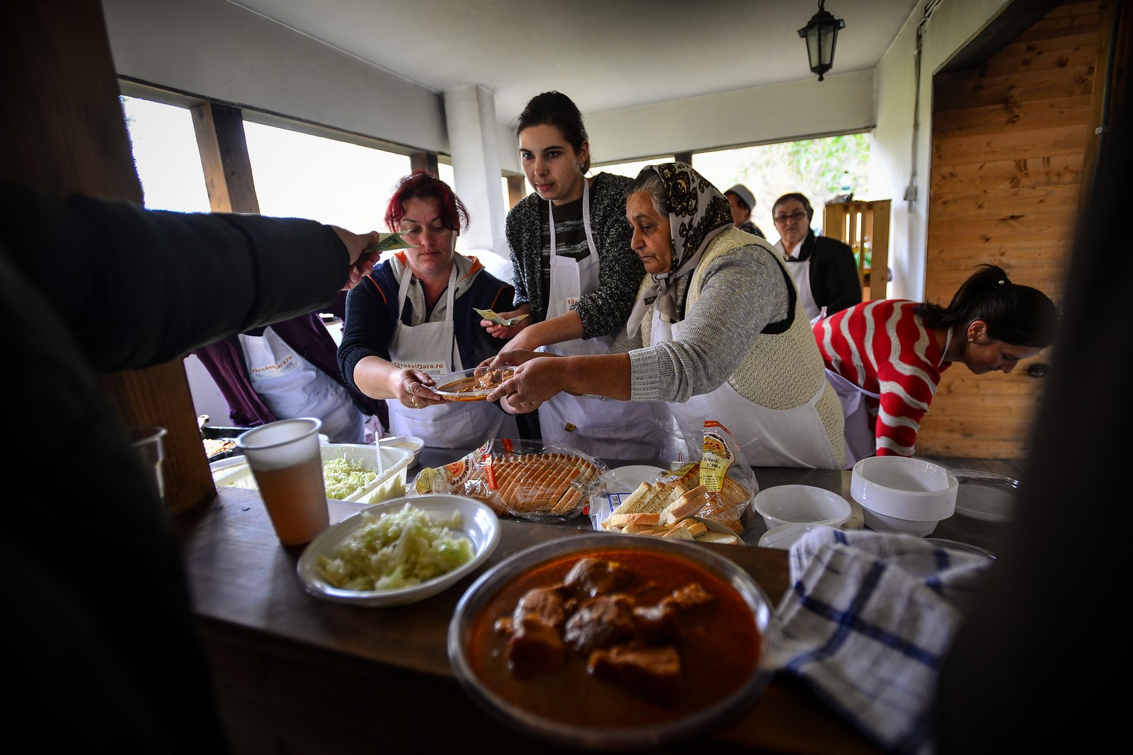 FOTO VIDEO Comunitatea din Târnăvioara a gătit în Muzeul Astra