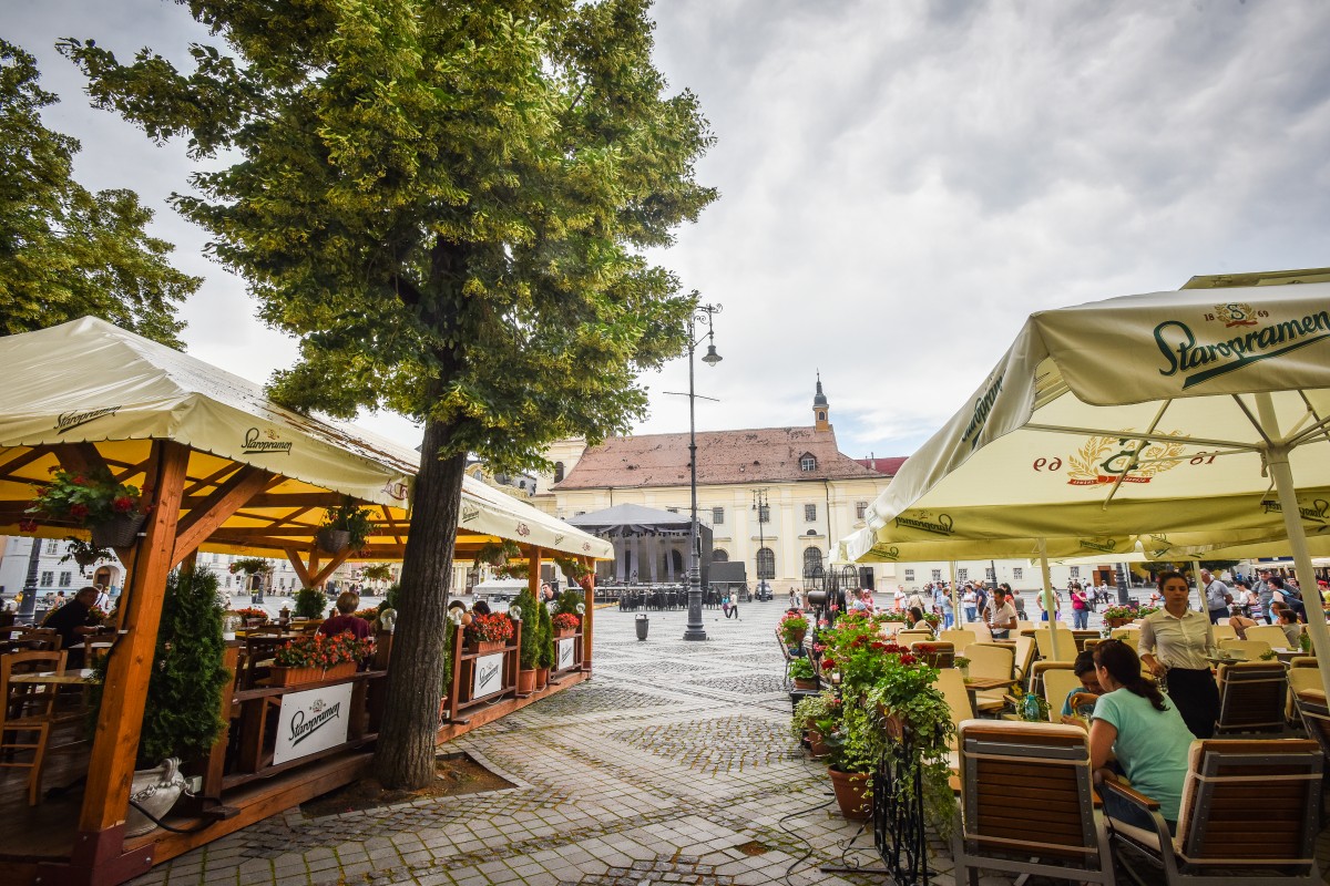 Sibiul, pe ultimul loc în regiune la magazine și restaurante