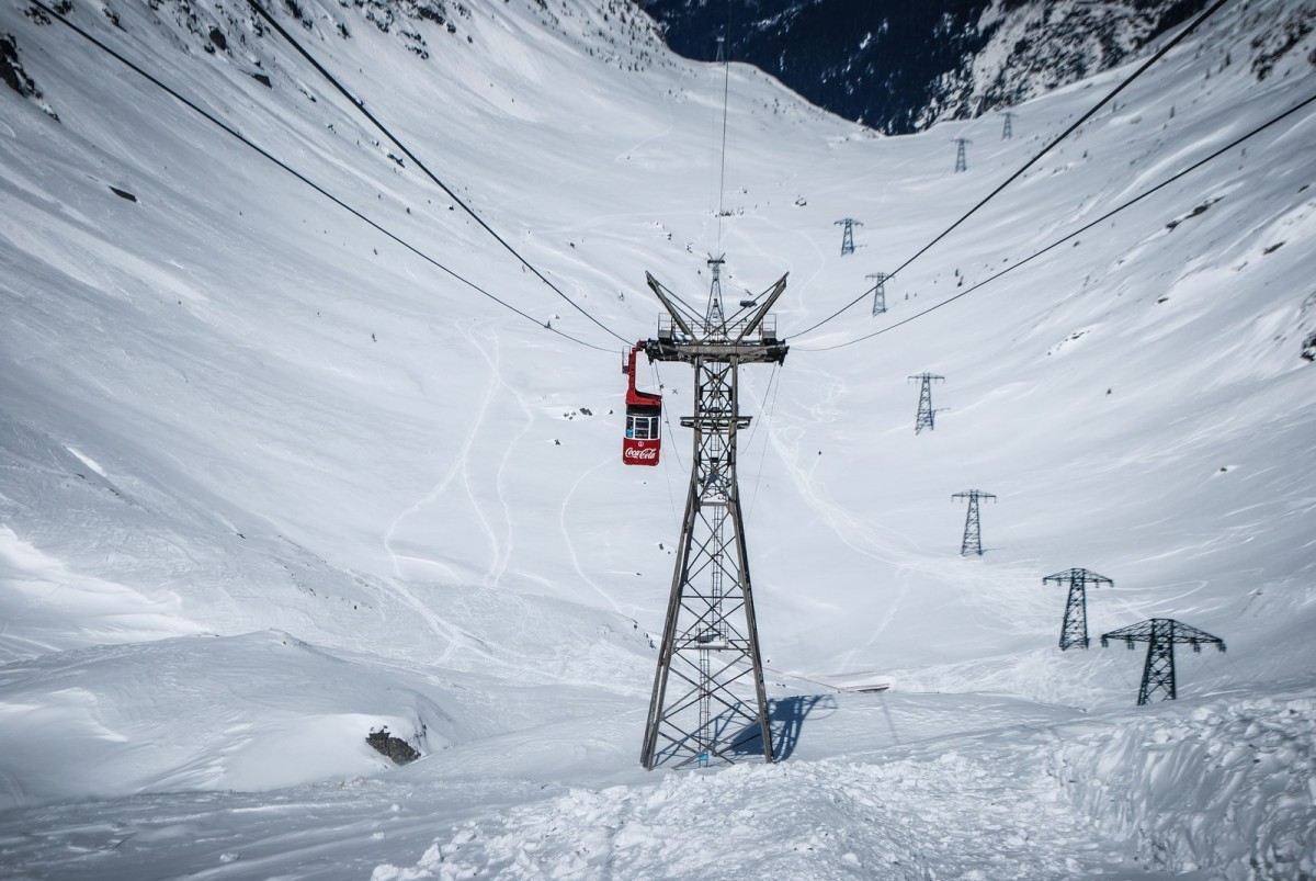 Risc mare de avalanșă în Munții Făgăraș
