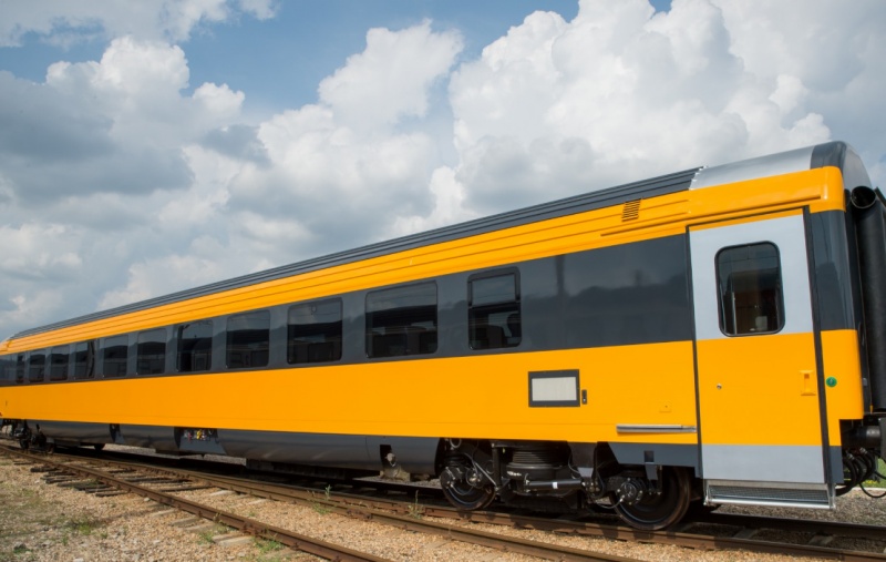 Actualizare. O mașină a fost lovită de tren, la ieșirea din Hoghilag