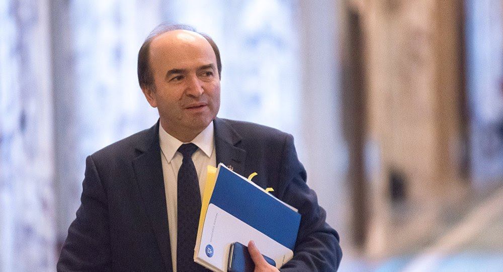 Ministrul Tudorel Toader a “rezolvat“ justiția din Sibiu: i-a trimis pe constructori acasă