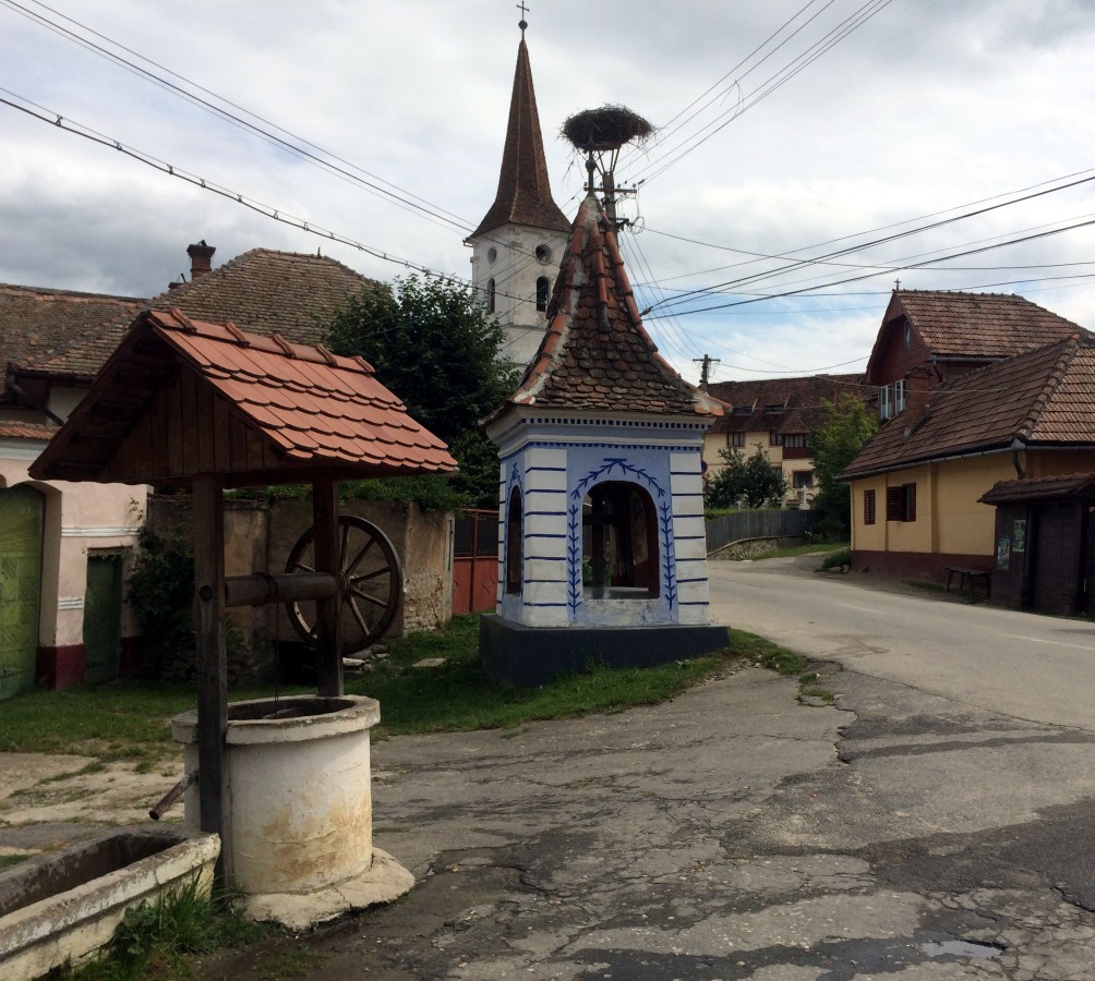 Turist în Mărginime: nu faci duș și nu tragi apa la toaletă