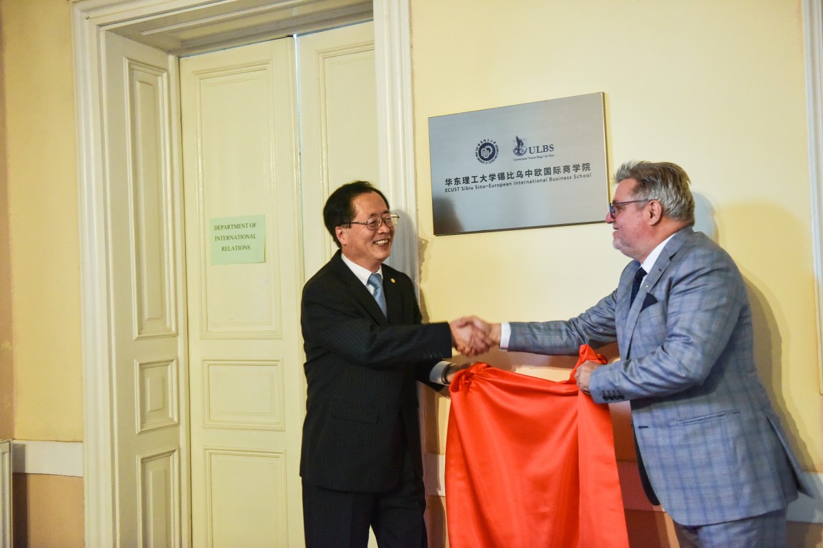 ULBS a lansat un program de master în administrarea afacerilor în colaborare cu o universitate din China