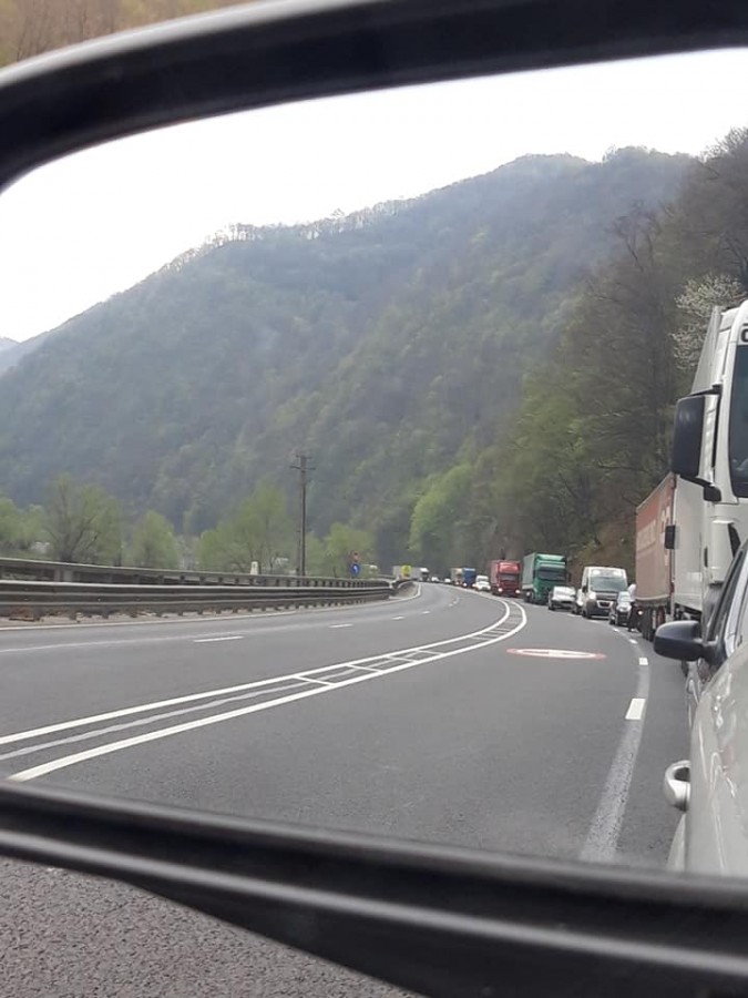 Restricții majore de trafic, miercuri, pe Valea Oltului