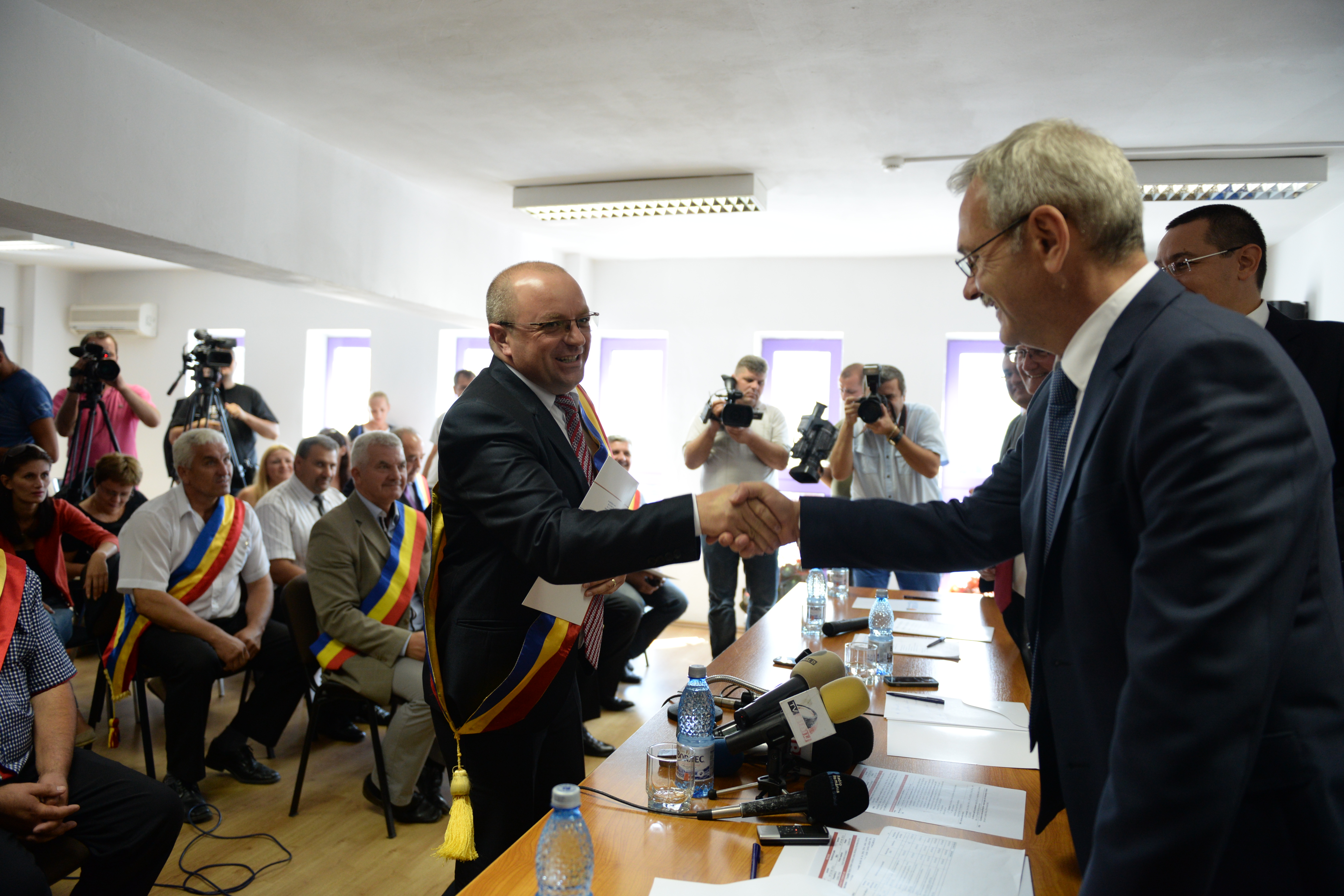 Ședință de consiliu local, live pe Facebook