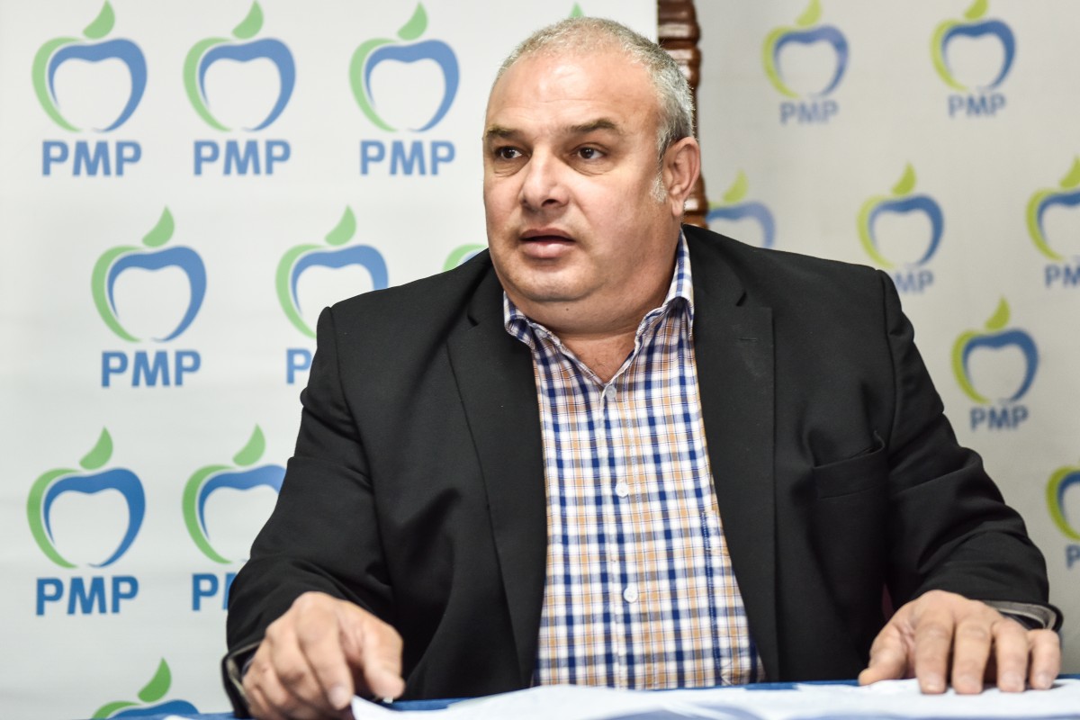 Un consilier local continuă ”meciul” Prefectură – Cisnădie. ”El vorbește de fosile și dinozauri?” FOTO VIDEO