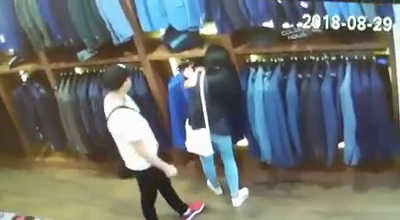 &;Doi tineri dați în urmărire, după ce au furat dintr-un magazin de haine | VIDEO