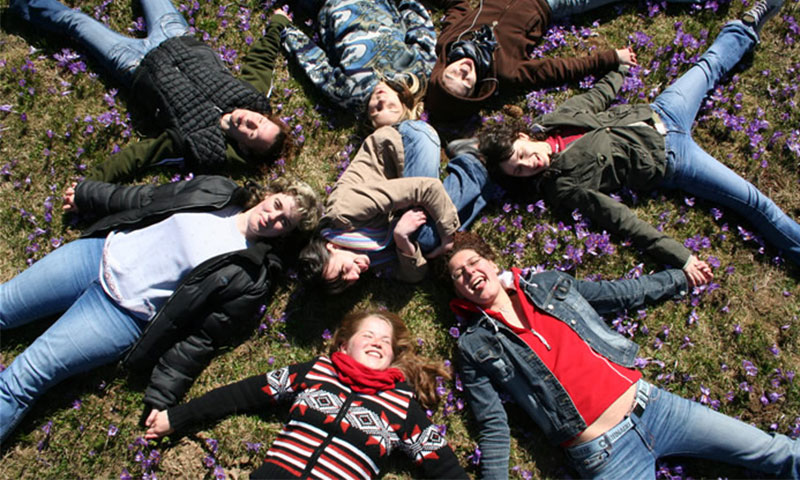 FITS caută voluntari. „Ai șansa să cunoști oameni din lumea întreagă”