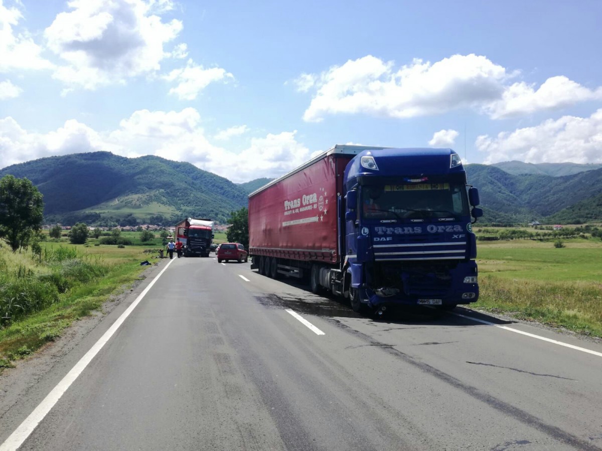 Accident în lanț pe Valea Oltului. Traficul este îngreunat